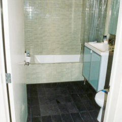 58)RhodeIslandTubSurround