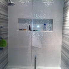 Laidly Shower