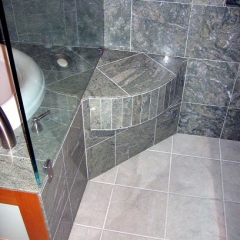 38)TileBench