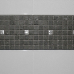 8a)StainlessSteelAccents
